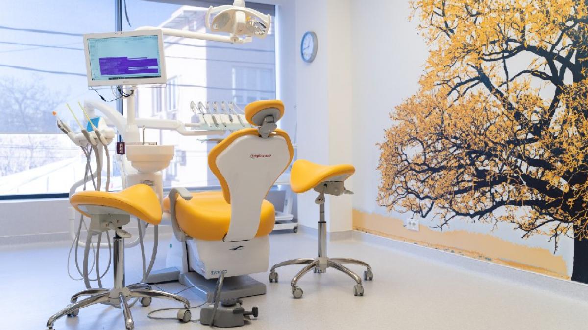 Este posibil un implant dentar în timpul sarcinii?