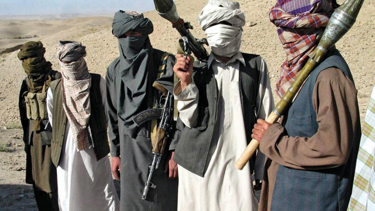 Talibanii încep măsurile radicale. Fetele trebuie separate de băieţi în clasele din provincia Herat