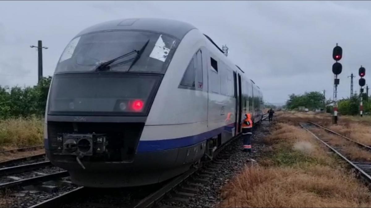 Plata cu cardul direct în tren. Sistemul a fost implementat între Gara de Nord și aeroportul Otopeni