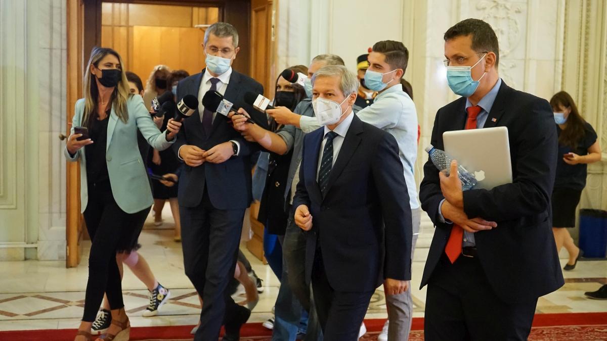 Război în Coaliție. USR PLUS va susține o moțiune de cenzură împotriva premierului Florin Cîțu