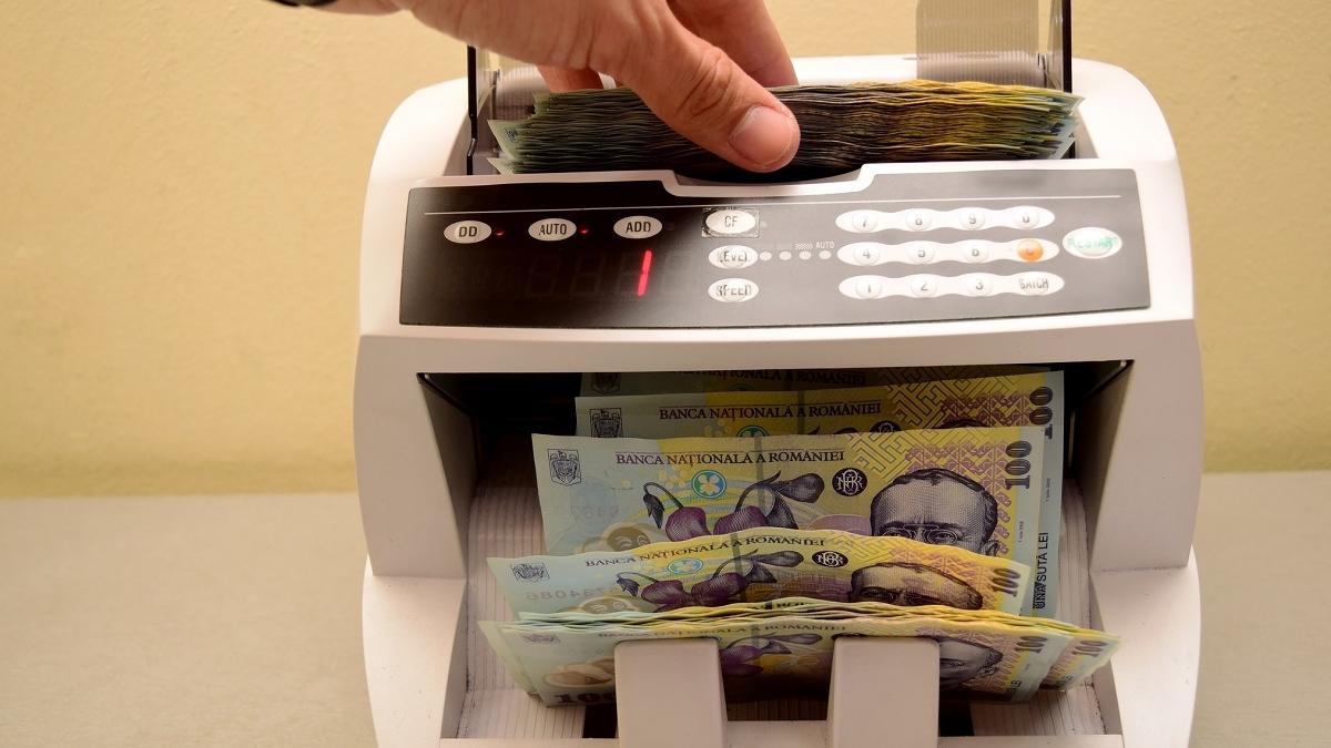 Salariul mediu net a crescut nesemnificativ în iulie 2021