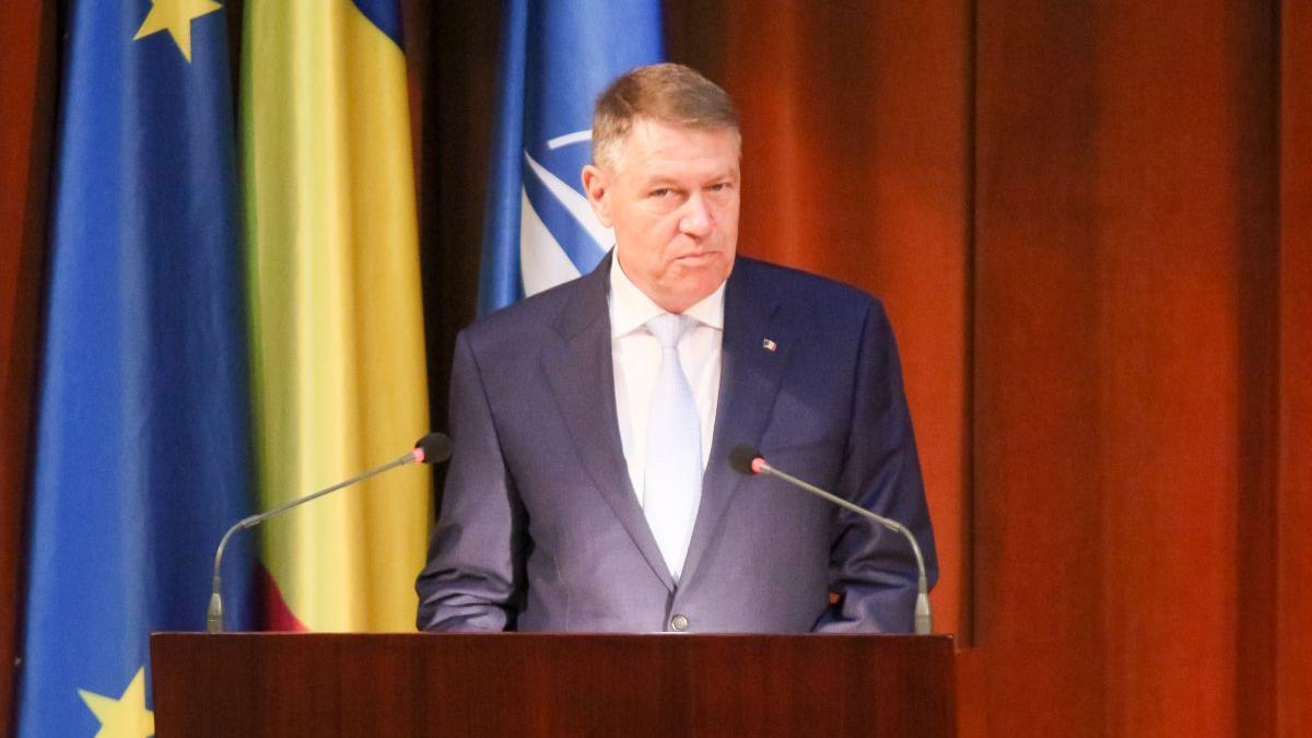 Președintele Klaus Iohannis a participat la dezvelirea statuii Baronului Brukenthal din Sibiu
