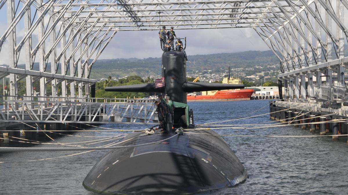SUA lovesc China cu submarine nucleare oferite Australiei