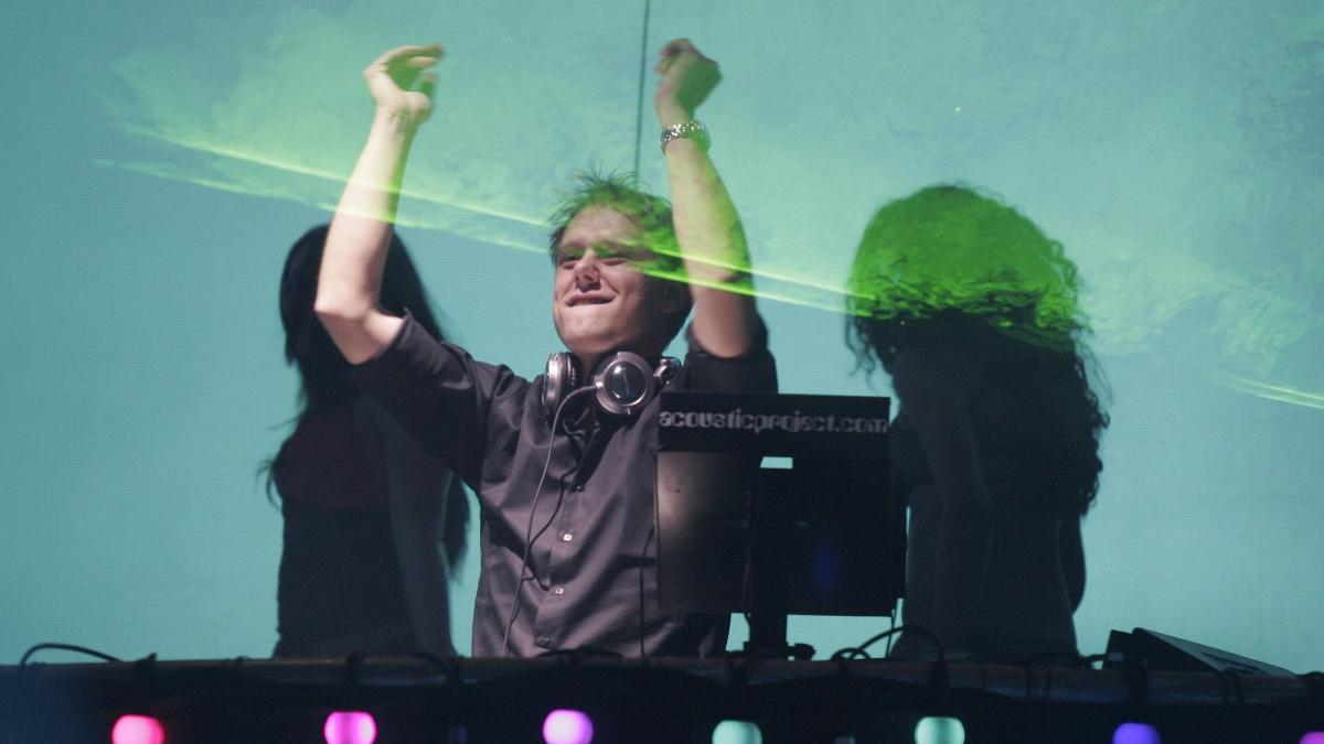 Concertul lui Armin van Buuren din Capitala, amânat din cauza restricțiilor