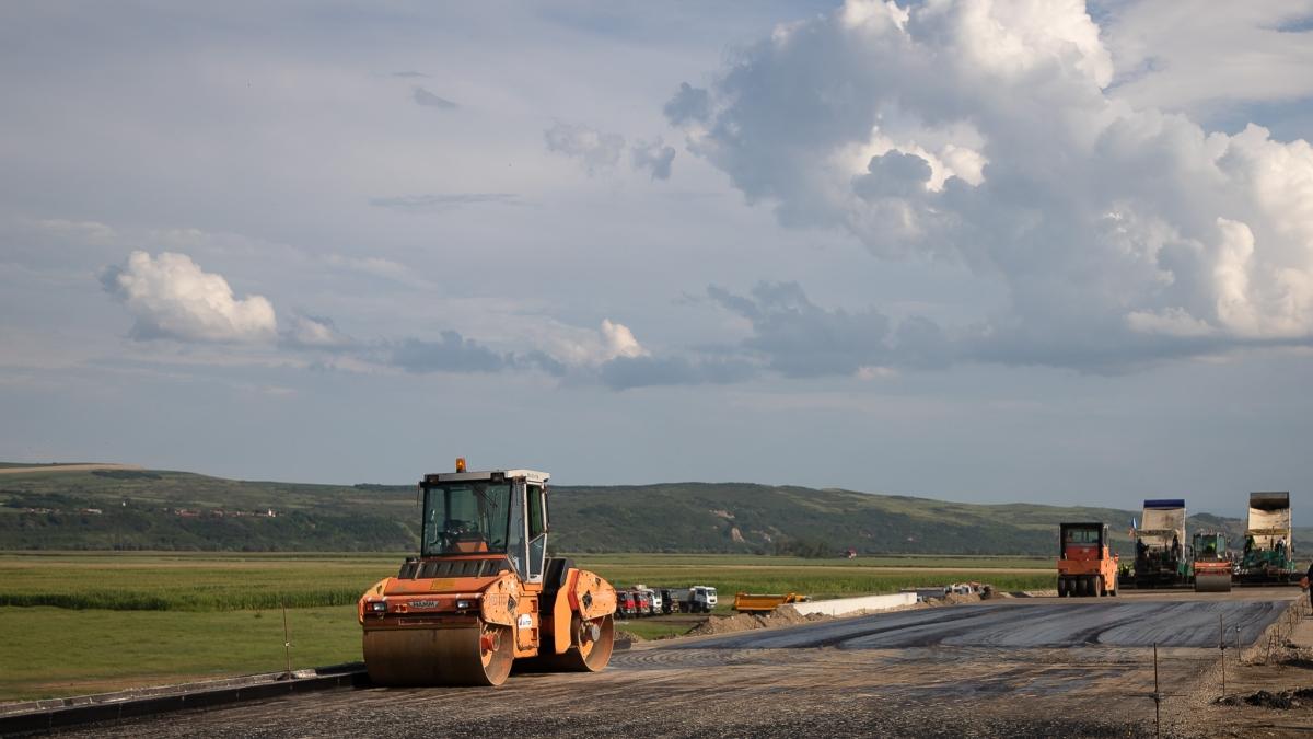 Noi lucrări pe A2. Sectorul de beton de la Fundulea, intra iarăşi în reparaţii 