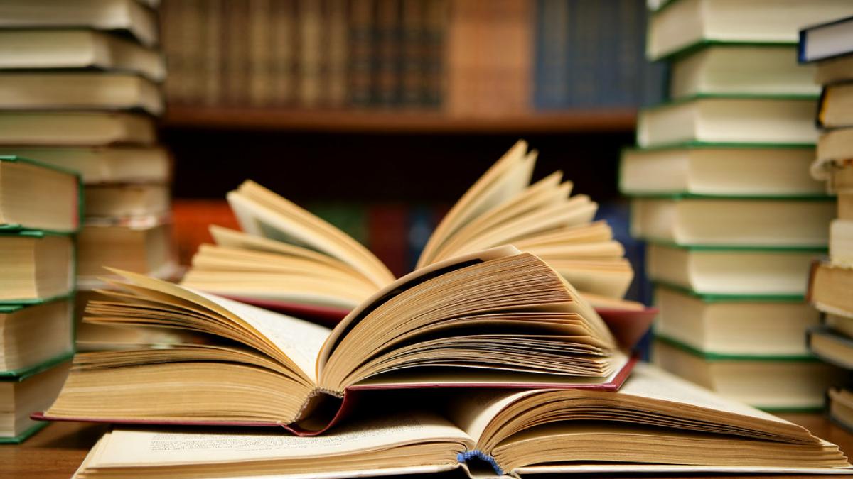 Investigație de amploare pe piața de carte. Posibile ilegalități ale unor edituri cunoscute