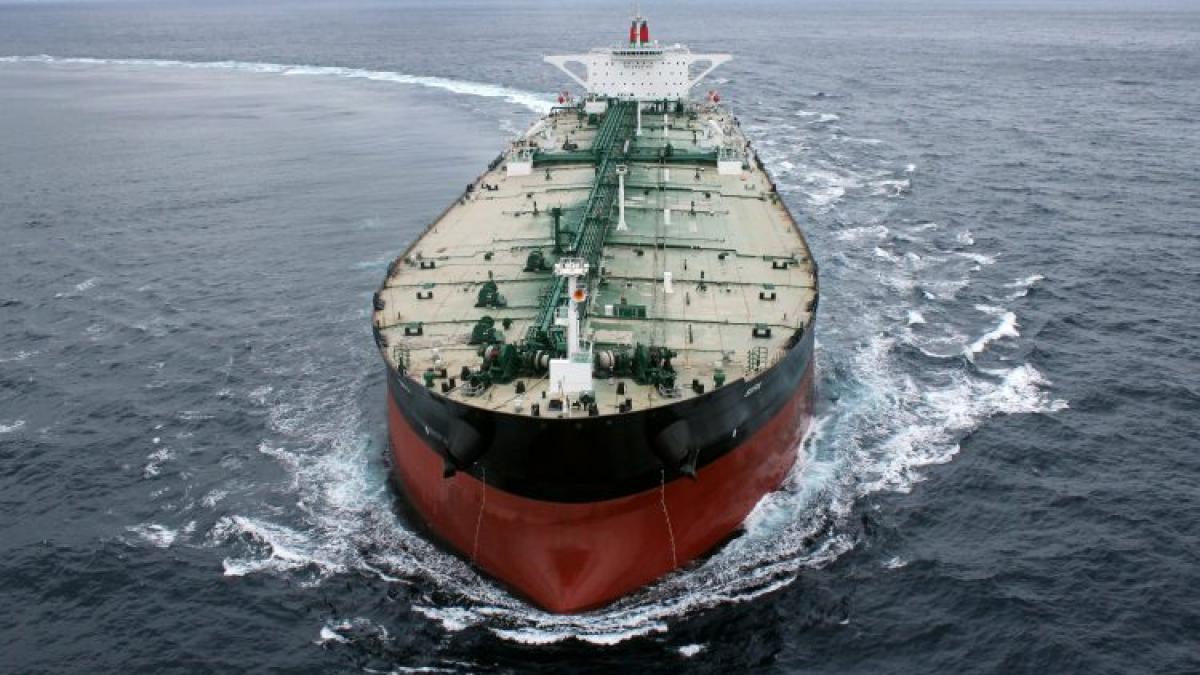 Un număr record de nave și echipaje sunt abandonate în lume, fără plată, hrană sau bani de drum