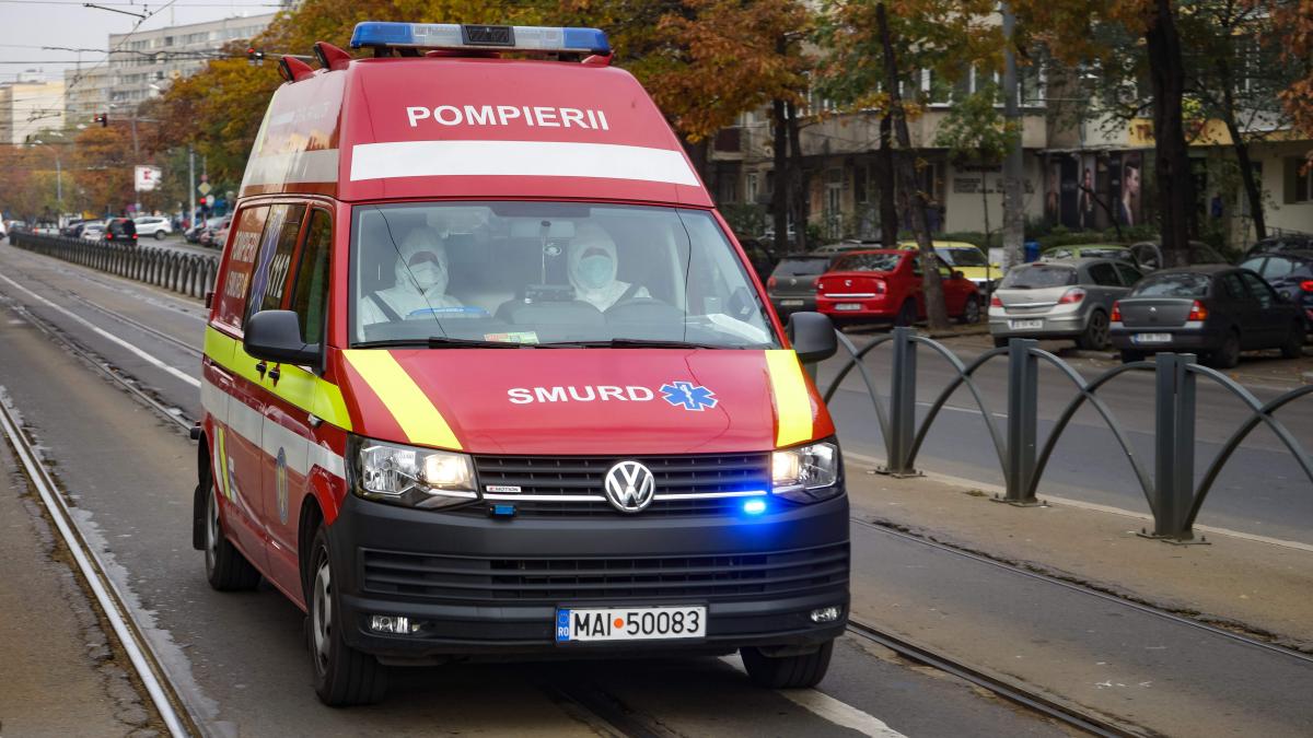 În Clujul smart, bariera de pe strada Mamaia a fost pusă prea jos și nu încap Ambulanțele