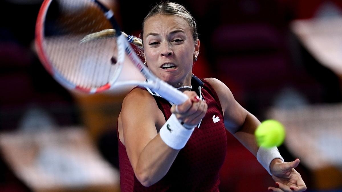 Anett Kontaveit a învins-o pe Simona Halep și a câștigat turneul de la Transylvania Open. Estonianca s-a calificat la Turneul Campioanelor