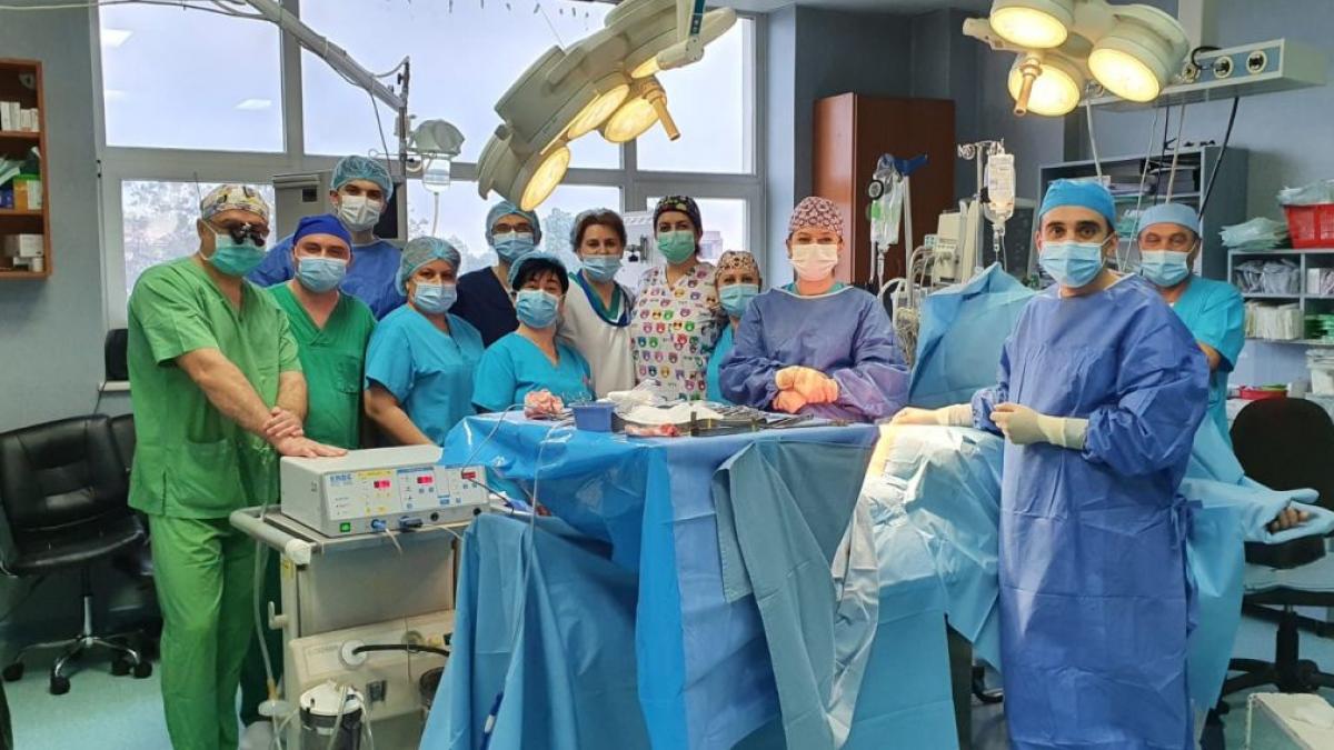 Medic: Persoanele care fac transplant de organe au cea mai mare nevoie de vaccin anti-COVID