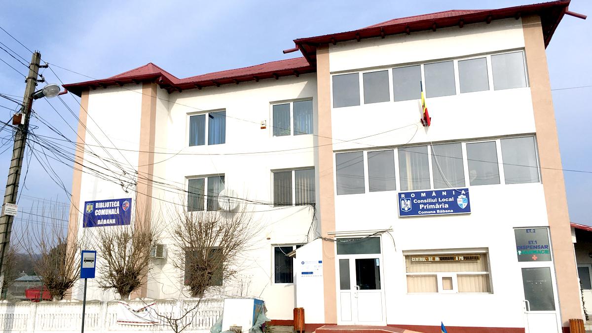 Vaccinarea la țară. „Oamenii ascultă de popă, nu de primar”