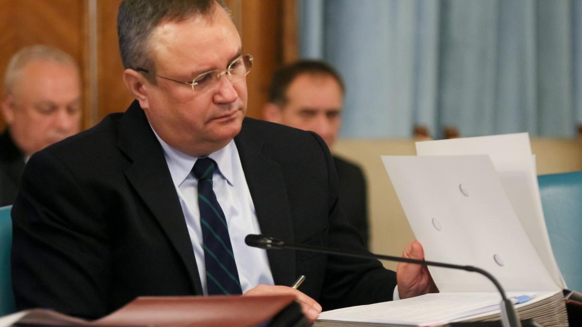 UPDATE Miniștrii din Guvernul Ciucă avizați pe bandă rulantă în comisiile parlamentare