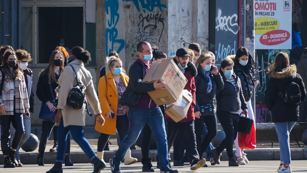 Cele mai multe cazuri noi de COVID în Capitală (237) şi în judeţele Galaţi şi Cluj
