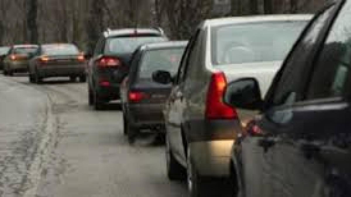 Aglomeraţie pe Valea Prahovei. Se recomandă folosirea rutelor alternative 