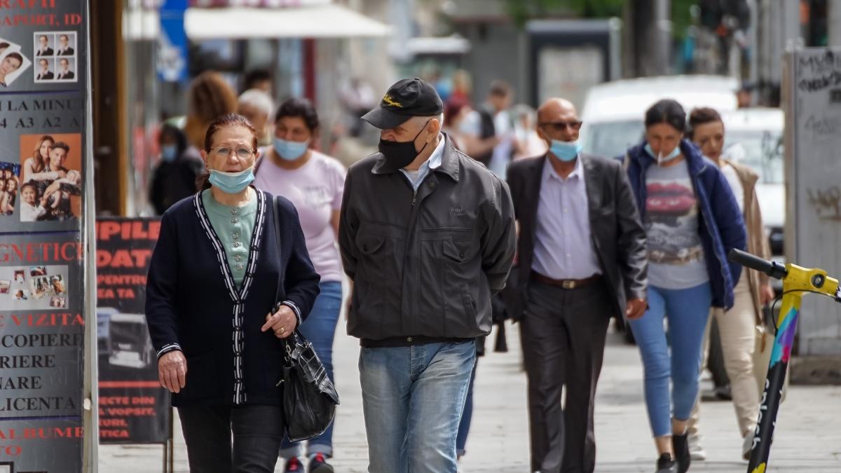 Cele mai multe cazuri noi de COVID în Capitală (170) şi în judeţul Arad (50)
