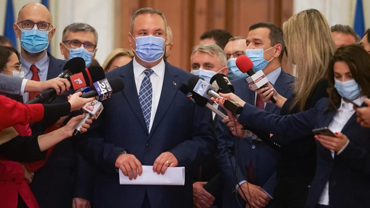 Nicolae Ciucă, reacție în scandalul dintre Diana Șoșoacă și jurnalista Lucia Goracci: Este inacceptabil acest incident și respinge categoric manifestarea diferențelor de opinii prin violență