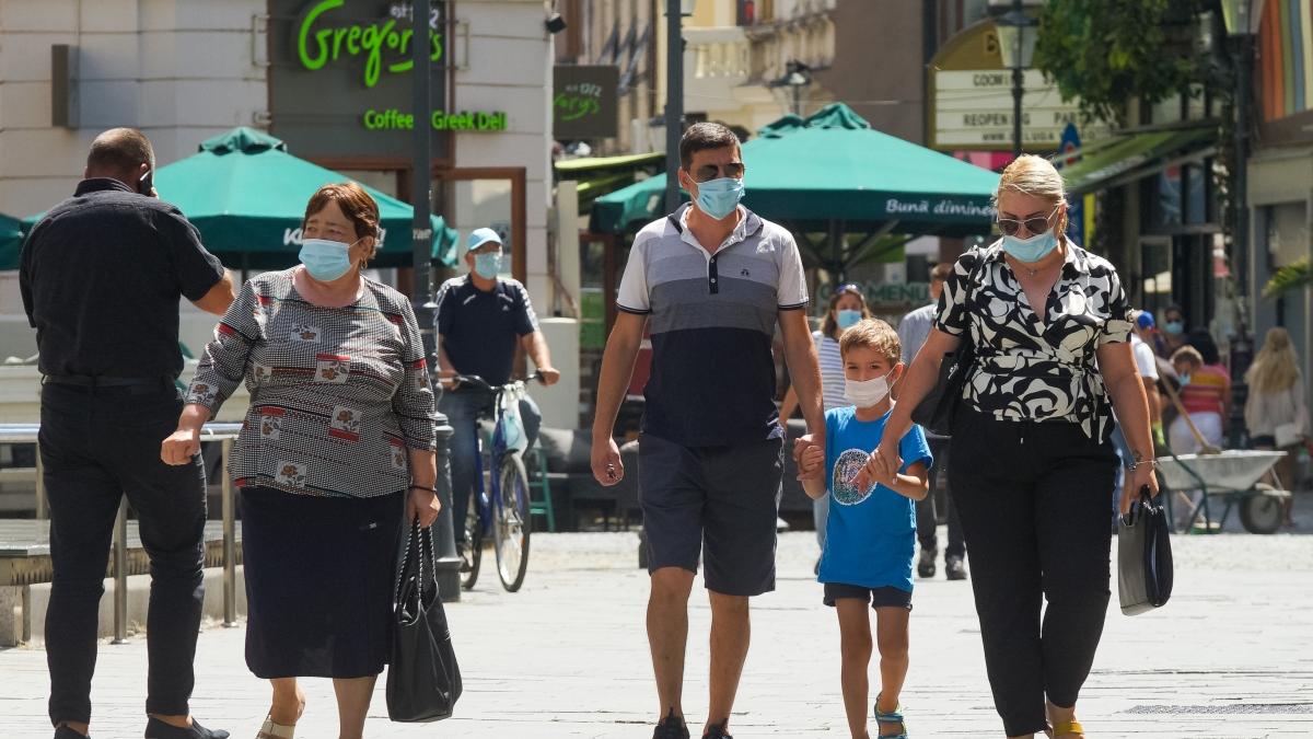 Noi restricții în Danemarca pentru a limita răspândirea rapidă a variantei Omicron