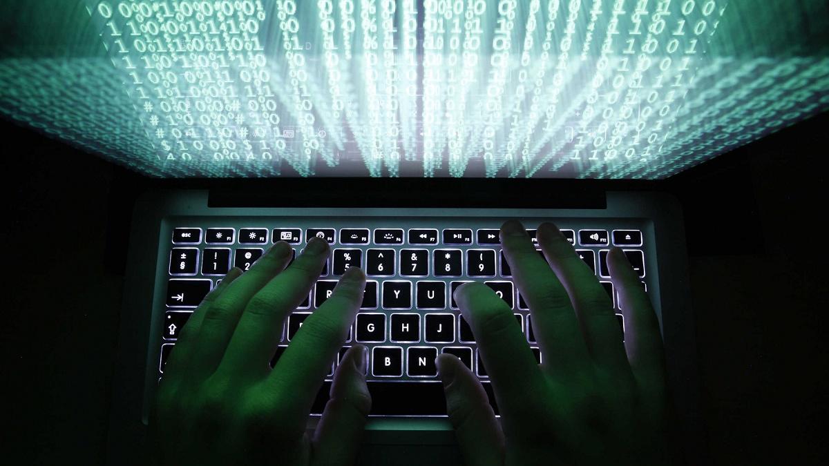 Un HACKER român a furat date importante și a cerut răscumpărare în criptomonede