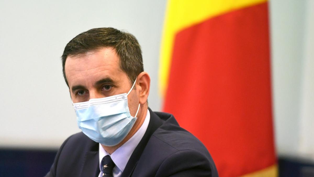 De profesie secretar general. Adjunct sau plin. Omul bun la toate, plimbat în ultimii 11 ani pe la conducerea a cinci ministere