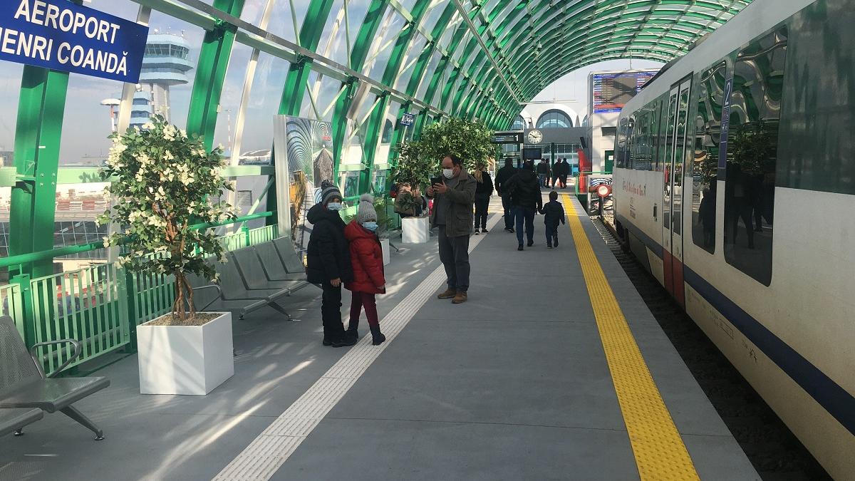Societatea de Transport București reintroduce linia spre aeroport, din cauza grevei la CFR