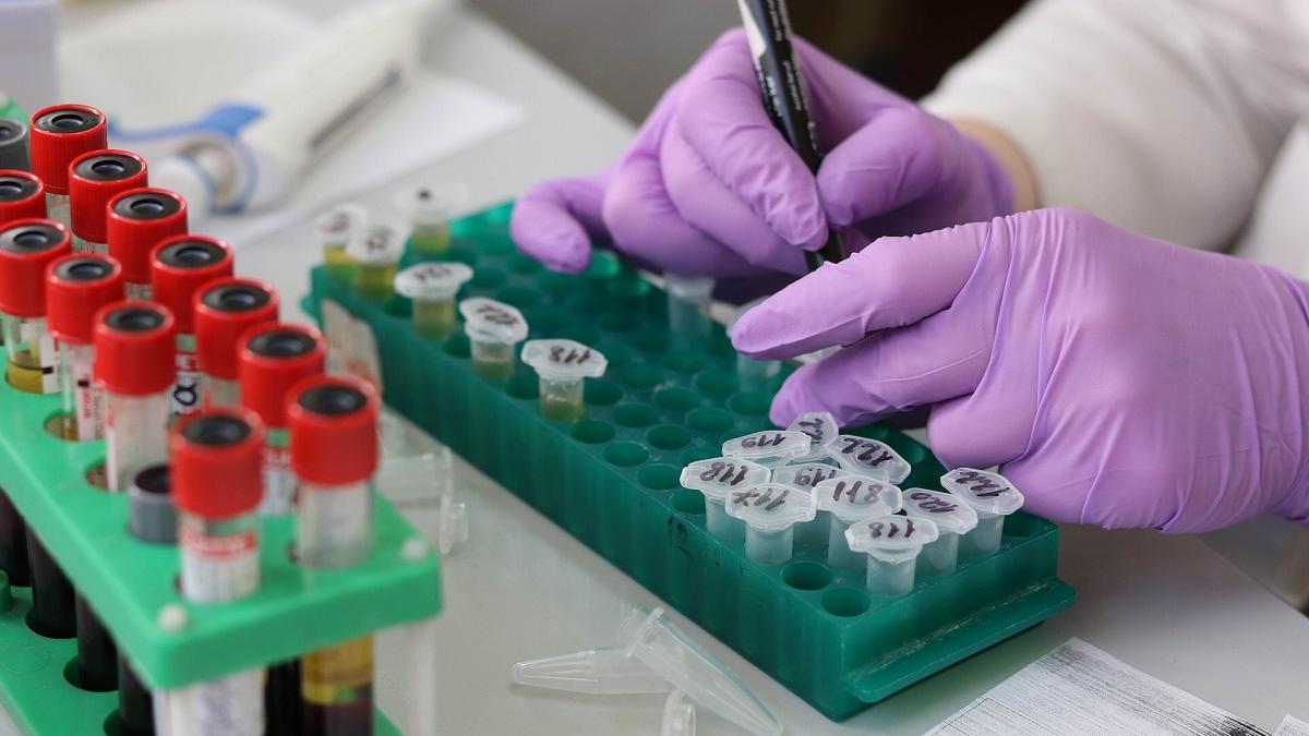 AstraZeneca: Terapia cu anticorpi Evusheld este eficientă împotriva Omicron
