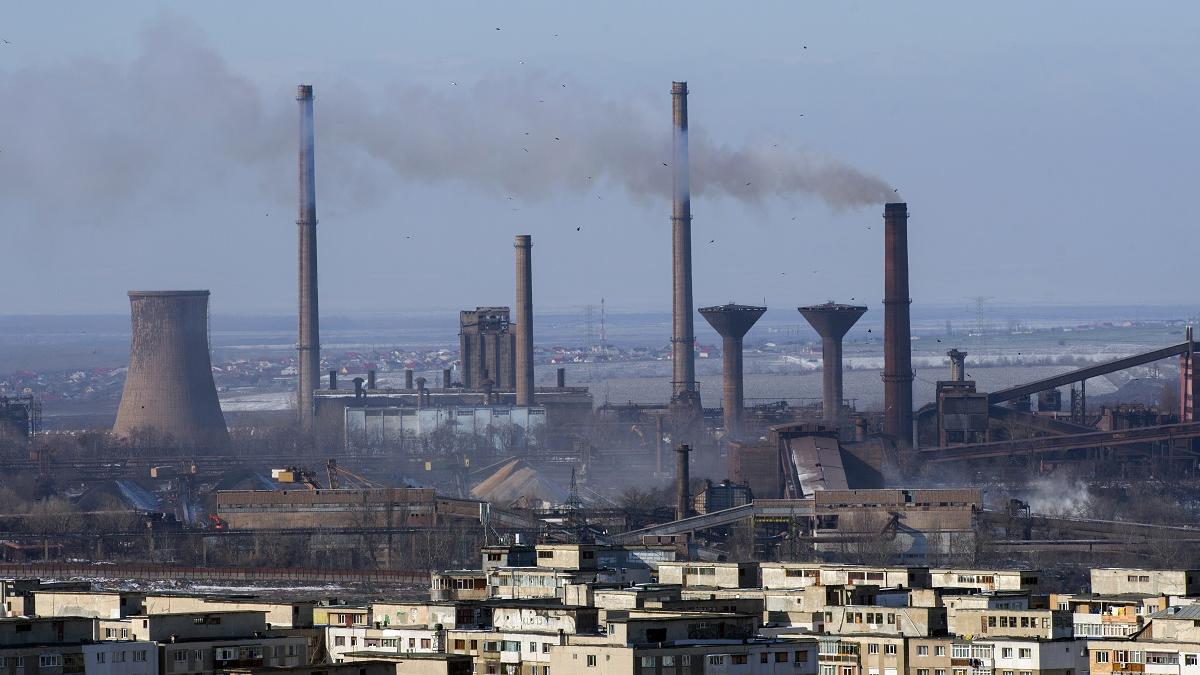 Producătorii din industrie GRAV afectați de scumpirea energiei. Un mare producător își reduce activitatea 
