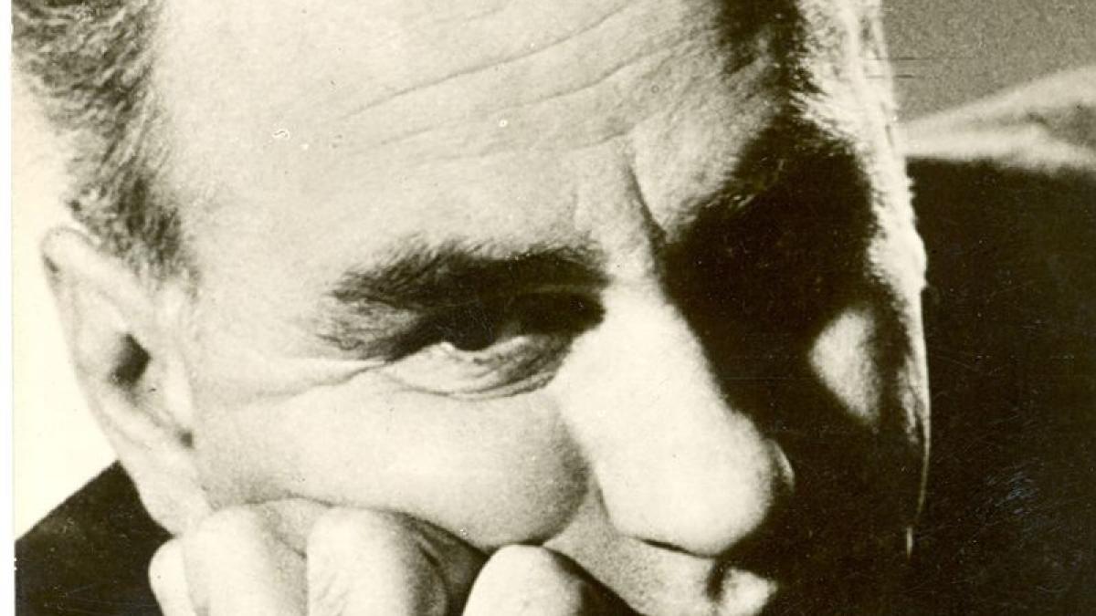 Geo Bogza, din pușcăria Văcărești, glonț în fotoliul de academician