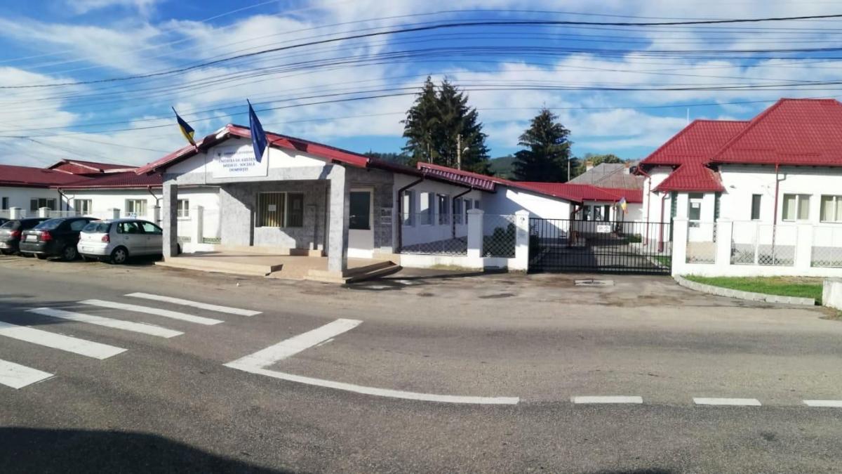Zeci de kilometri, pentru un test PCR