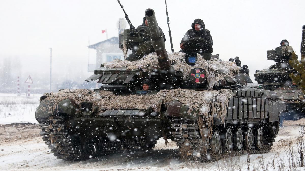 Serviciile secrete estoniene: Rusia va lansa, probabil, un atac militar limitat împotriva Ucrainei