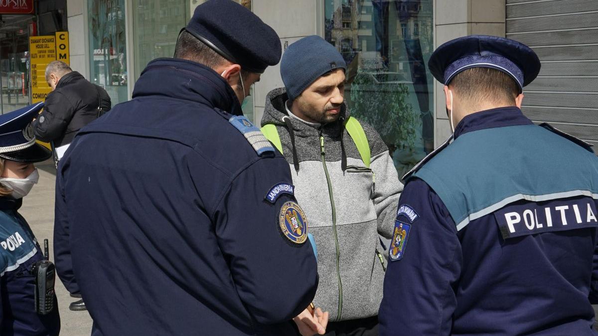 21 de luni de stare de alertă. Guvernul a încălcat constant hotărârile instanțelor de judecată