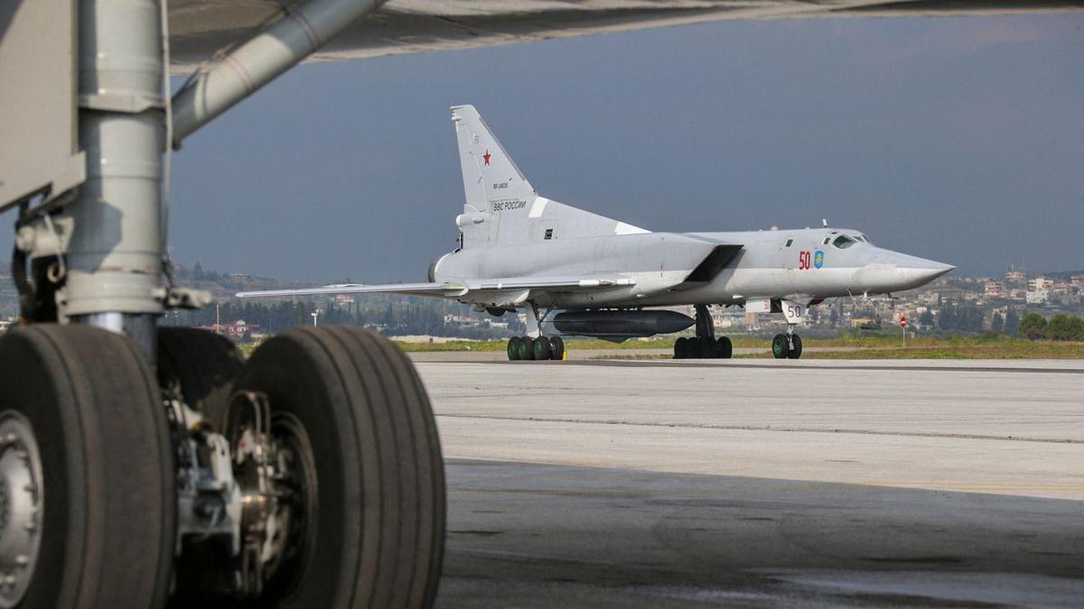 Ministerul Apărării din Rusia neagă că un avion de război rusesc a fost doborât în Ucraina