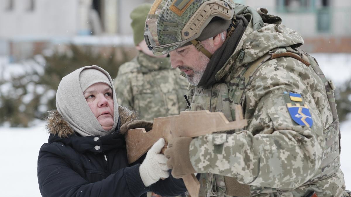 Evacuarea civililor din Mariupol, amânată din cauza încălcărilor încetării focului.  Rușii, acuzați că nu au oprit atacurile