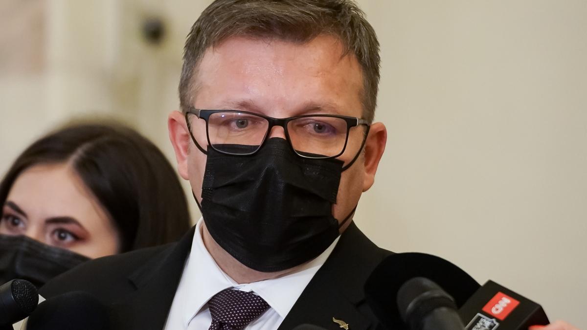 Marius Budăi: Nu se va mai acorda șomaj tehnic, dar rămâne în vigoare kurzarbeit