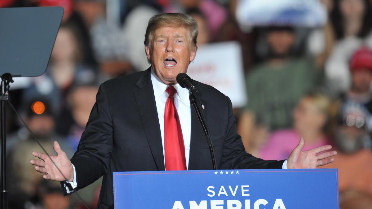 Trump îl îndeamnă pe Putin să dea informații despre fiul lui Biden