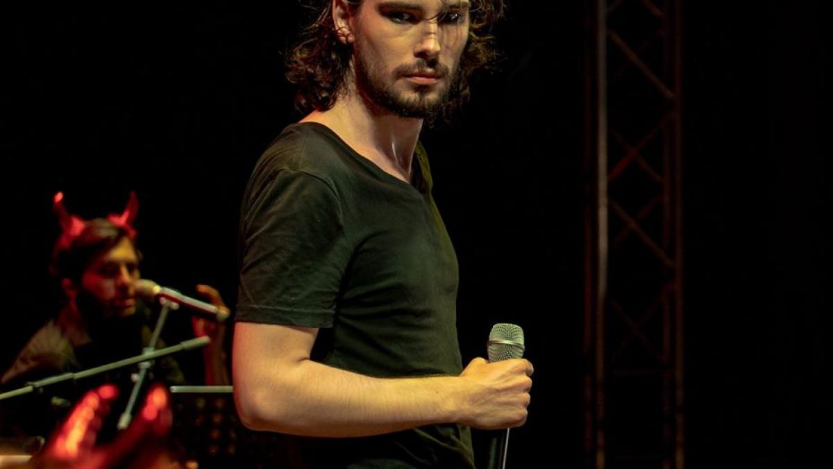 Oglinda neagră, o poveste muzicală, în premieră, la Teatrul Nottara