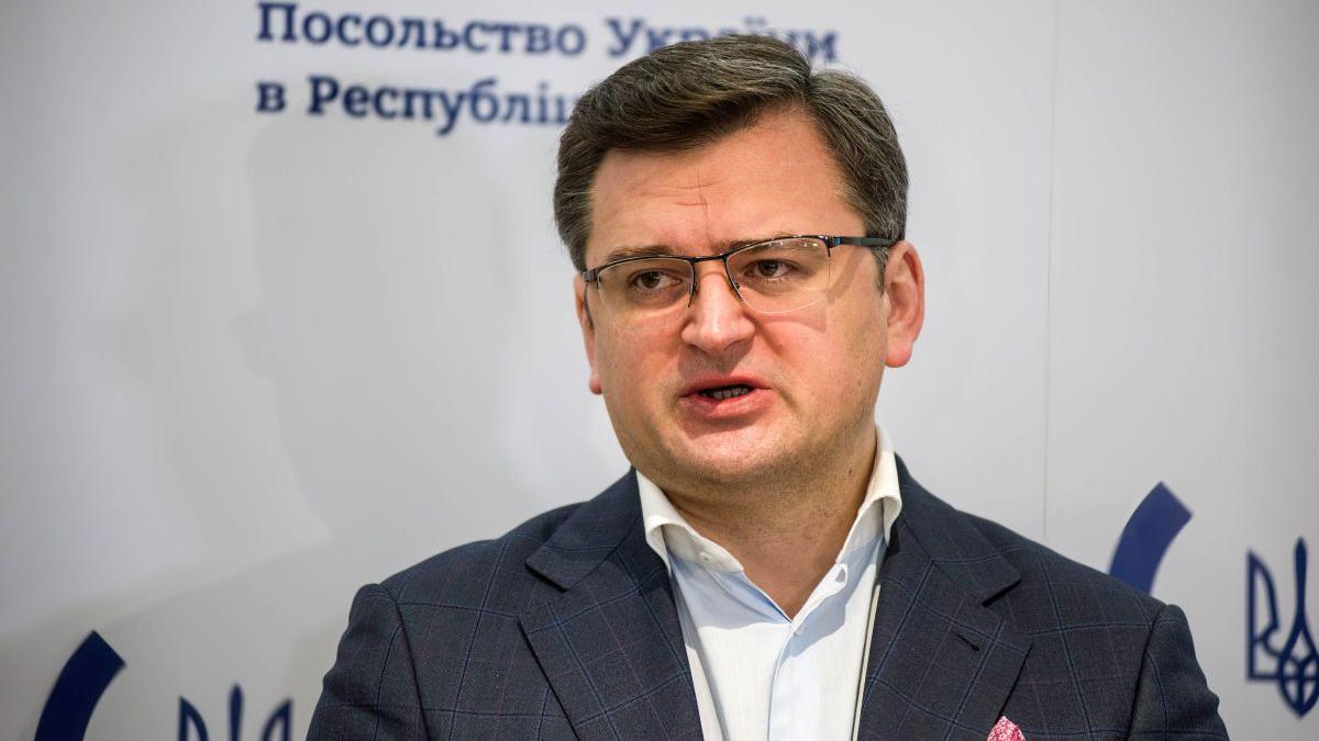 Kuleba anticipează lupte grele în Estul Ucrainei. Despre Mariupol: Poate fi linia roșie în negocieri