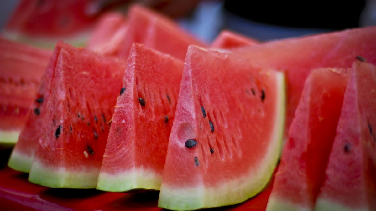 Pepene verde cu conţinut depăşit de pesticide, retras de pe piaţă