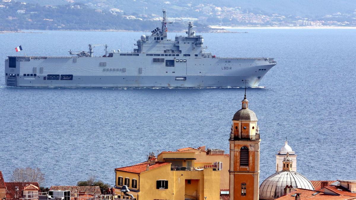 Ένταση στο Αιγαίο.  Ελλάδα και Τουρκία αλληλοκατηγορούνται για αυξανόμενη στρατιωτική παρουσία στην περιοχή των νησιών