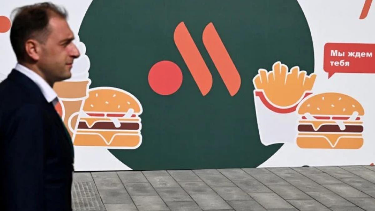 Primele McDonald’s rusificate, deschise la Moscova