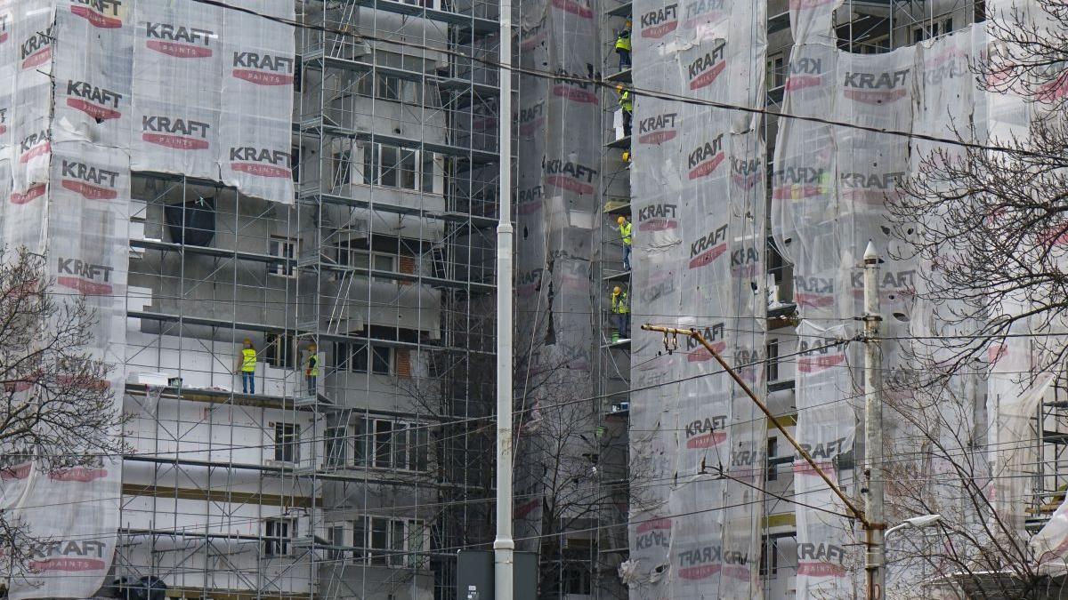 Sectorul lucrărilor de construcţii a scăzut în aprilie, faţă de martie, cu 1,5%