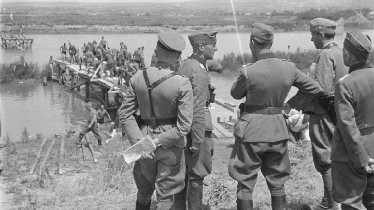 Diavoli sau Zeițe. Povestea nespusă a femeilor din rezistență, luptătoare în ghetourile lui Hitler