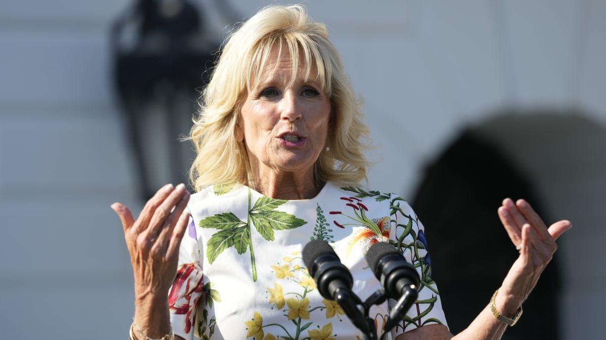 Prima doamnă, Jill Biden, testată pozitiv pentru COVID-19