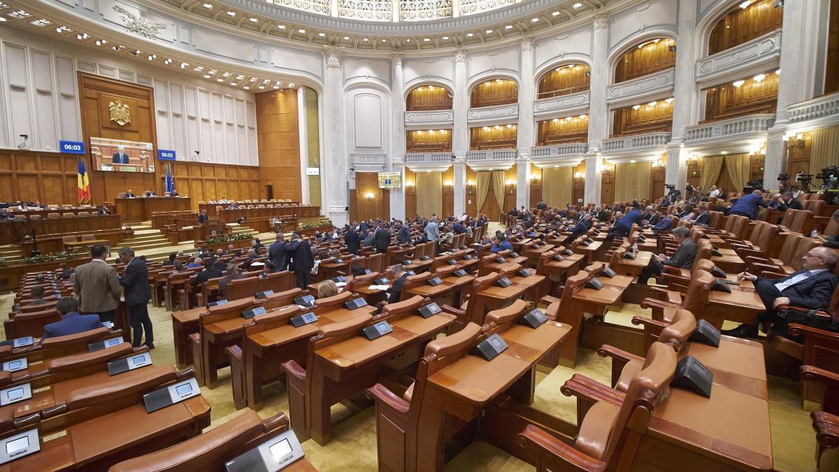 Ce infracțiuni îl vor transforma pe un avocat într-o persoană nedemnă să exercite profesia