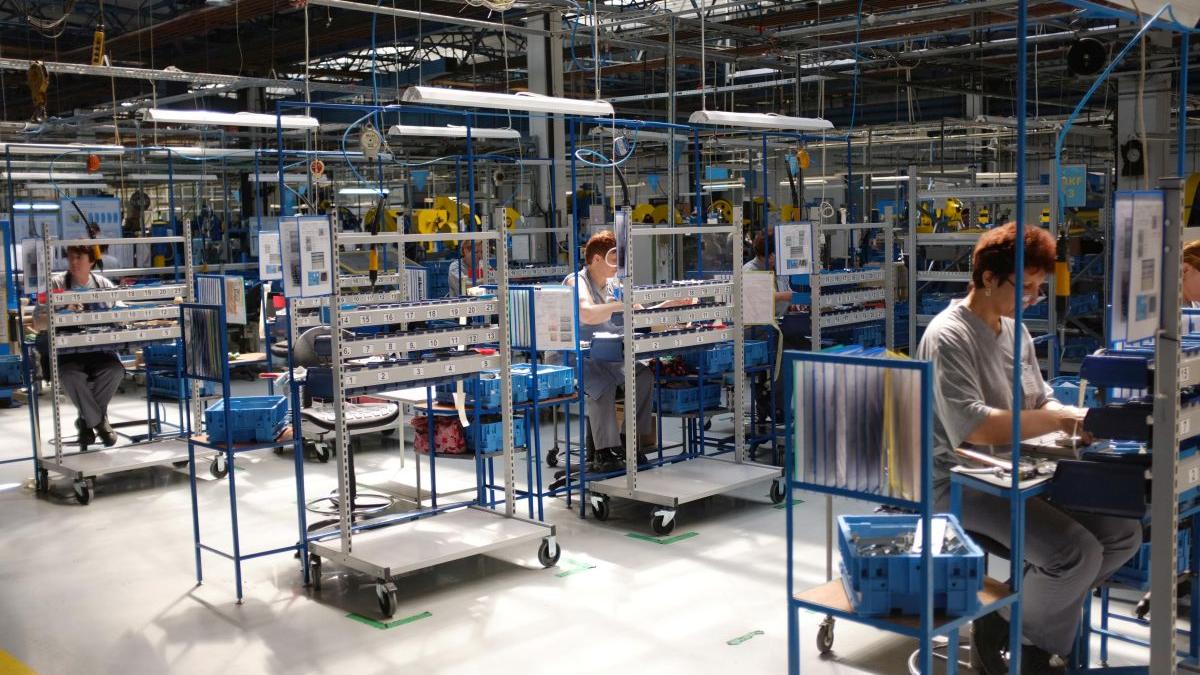 De la Palatul Victoria economia se vede bine, dar recesiunea tehnică forțează ușa
