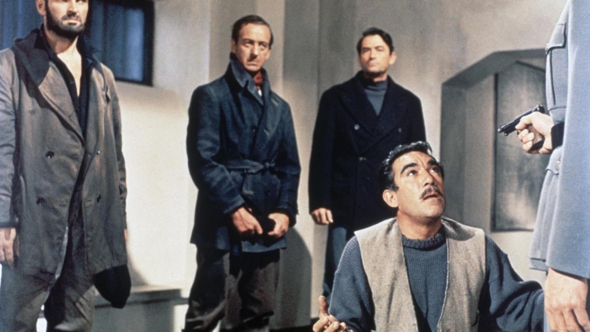 „Tunurile din Navarone” - Titlu de colecție, la Warner TV