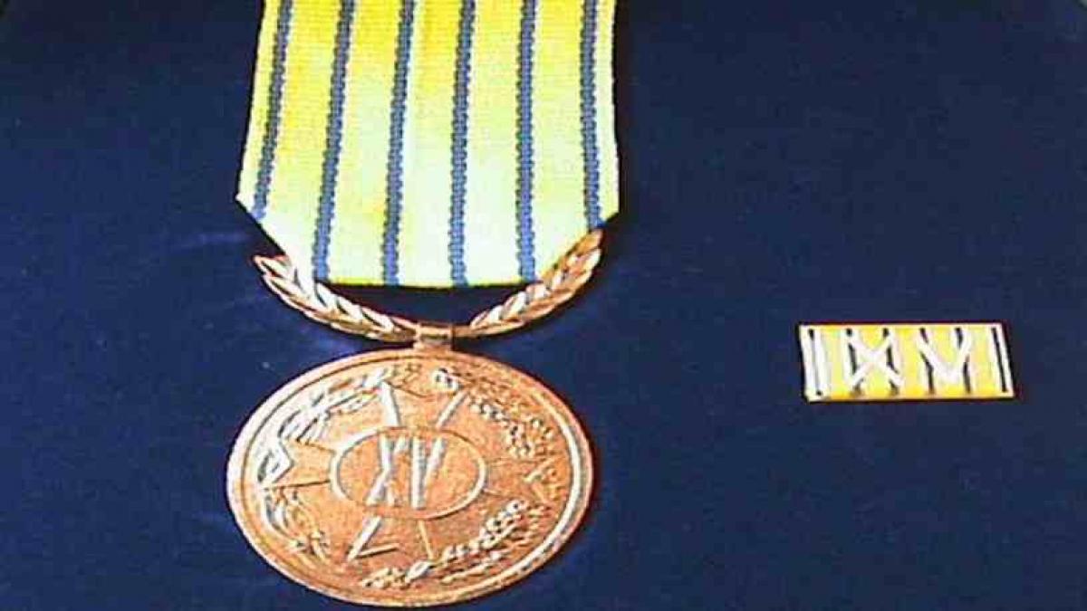 Decorații pentru ofițeri, subofițeri și maiștri militari ai SRI, în valoare de 1,2 milioane de lei