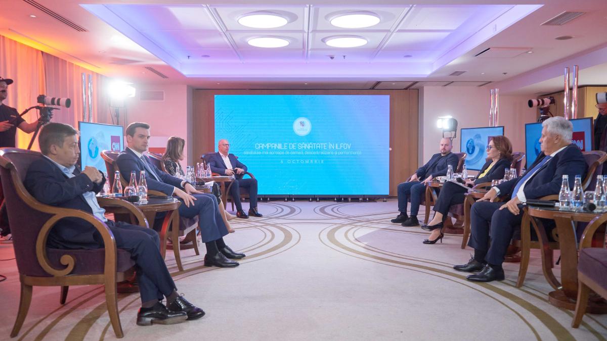Conferința națională „România inteligentă”. Tehnologia online aduce pacientul mai repede la medic