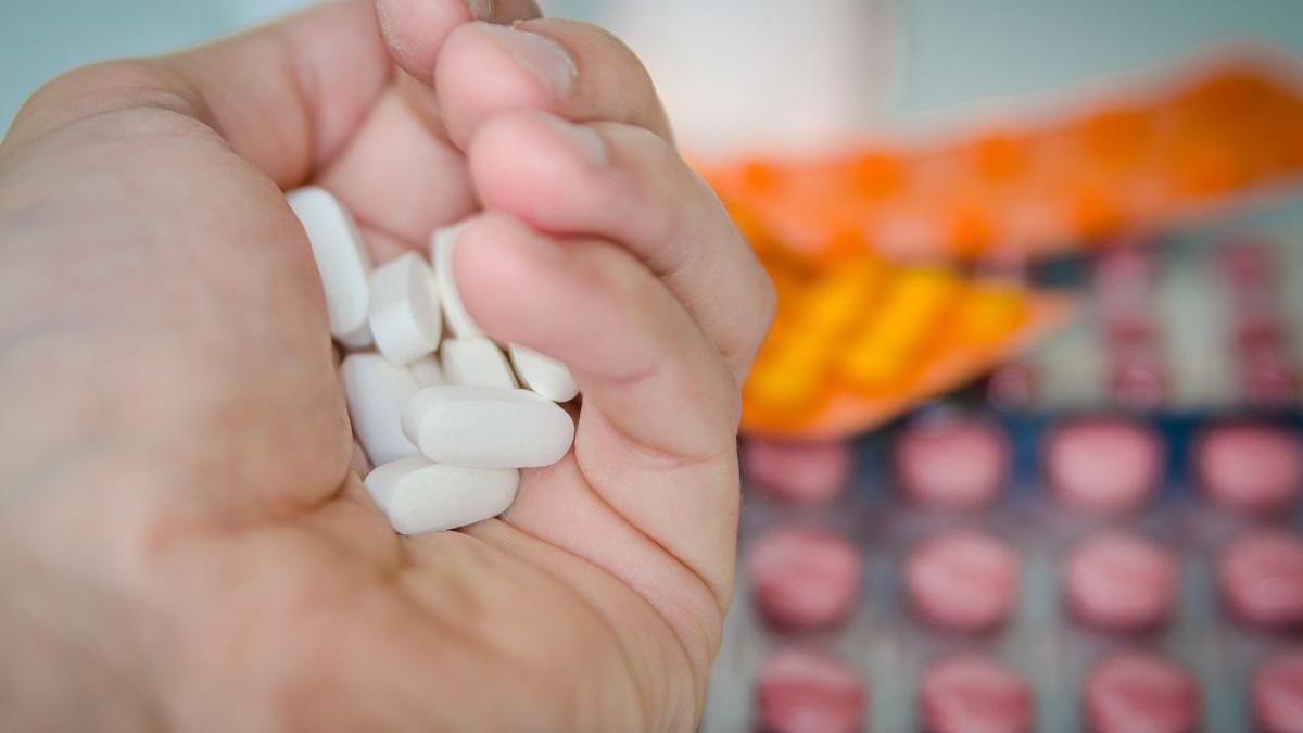 ROMÂNIA, locul 3 în UE la consumul de antibiotice. Trebuie redus consumul cu 30% 