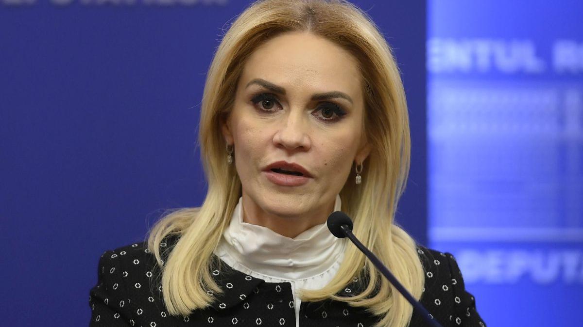 Gabriela Firea: Tinerii aflați în grija statului pot primi 2500 lei lunar până la 26 de ani dacă merg la școală sau muncesc