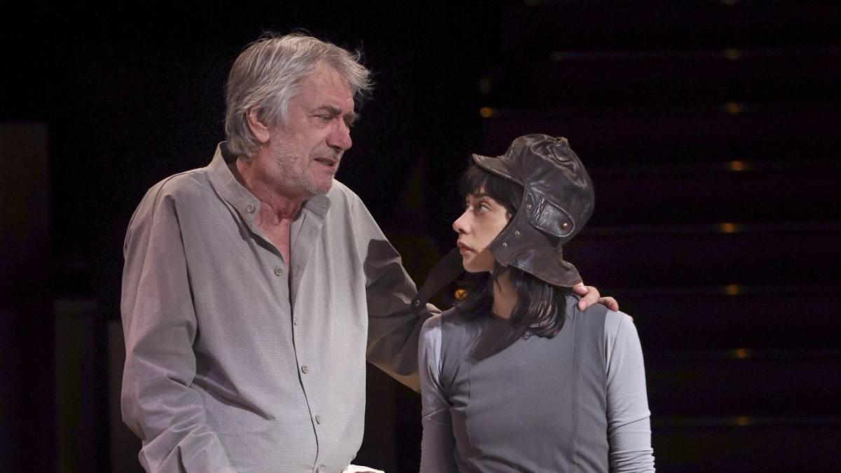 CREATORUL DE TEATRU - un spectacol unic, de neratat, după un text extraordinar, plin de furie și de mult umor negru, în interpretarea magistrală a lui Marcel Iureș!